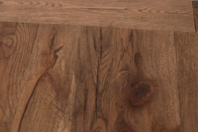 darwin-wooden-coffee-table-weathered-close-up
